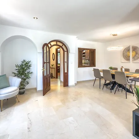 Hanami Casa Infanta Elena Apartment Estepona