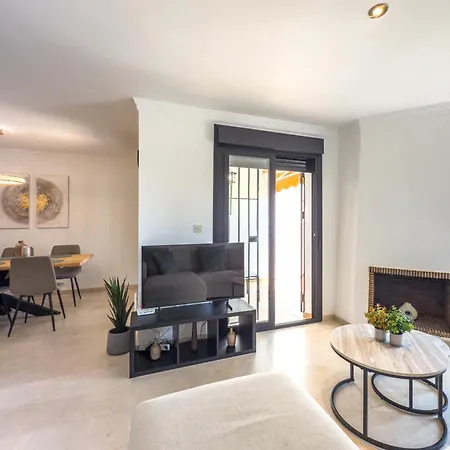 Hanami Casa Infanta Elena Apartment *